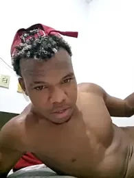 leumas_gg webcam model stream image