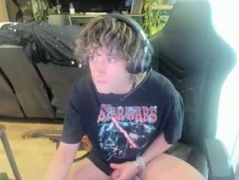 bashful4200 webcam model stream image