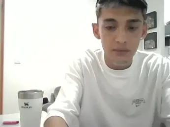 Zoro0ne webcam model stream image