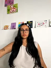 Annya-sweet webcam model stream image