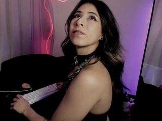 saraa-fox webcam model stream image