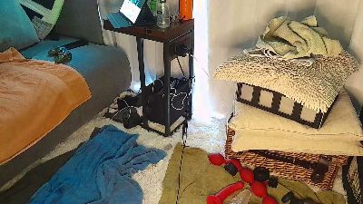TopButton webcam model stream image