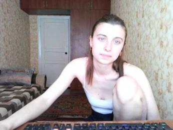 MilaBels webcam model stream image