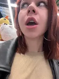 RosieDesire webcam model stream image