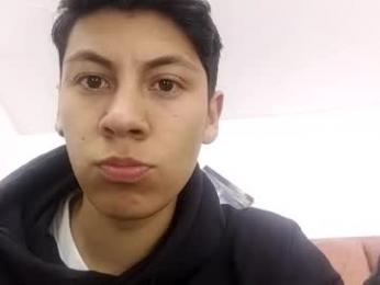 ethan_grayy webcam model stream image