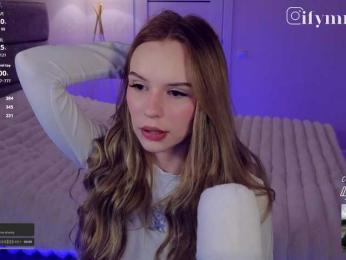 fymryn webcam bongacams model stream image