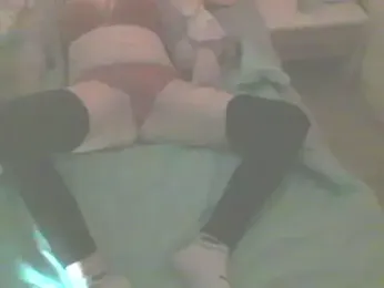 Everydayonli webcam model stream image
