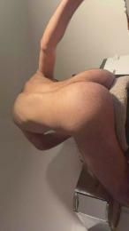 AK_BUTTY webcam model stream image