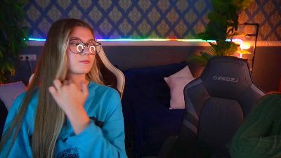 Lissaa_Moon webcam model stream image