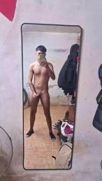 Thiagom00 webcam model stream image