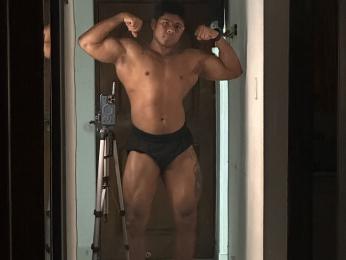 LeonMike webcam model stream image