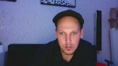Martinlw webcam model stream image