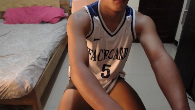 AsiaLarryren webcam model stream image