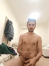 yolgezer073 webcam stripchat model stream image