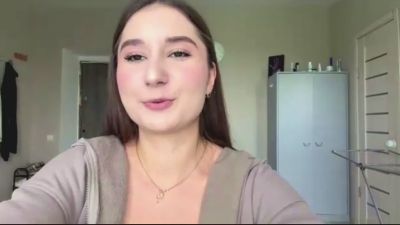 Mollywald webcam model stream image