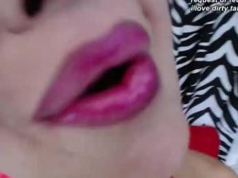 redroomxx webcam model stream image