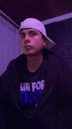 JovenTulon24 webcam model stream image