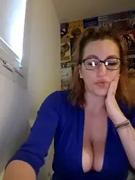 Fifi83Bell webcam model stream image