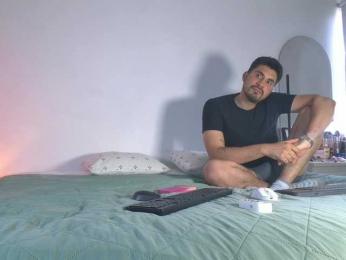 SaraRoss webcam model stream image