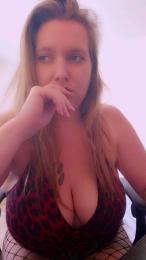 QueenHeart18 webcam cam4 model stream image