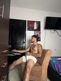 Kenny_romano webcam model stream image