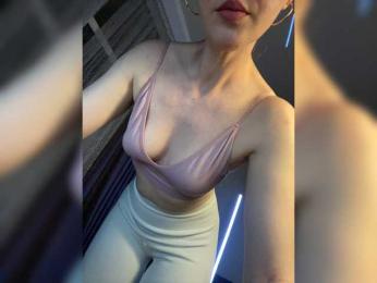 SheisArt webcam model stream image