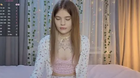 CarolinePepper webcam model stream image