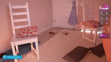 Miablueye webcam stripchat model stream image