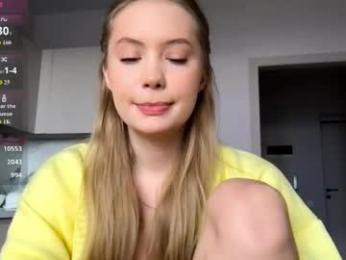 kira_saning1 webcam chaturbate model stream image