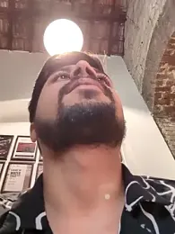 _IRRESISTIBLE_ webcam model stream image