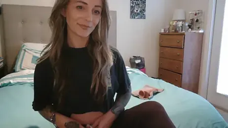 Heyitsmee33 webcam model stream image