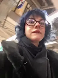 Only_April webcam model stream image