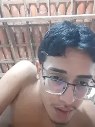 juninhoul webcam stripchat model stream image