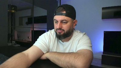 DravenPeak webcam model stream image