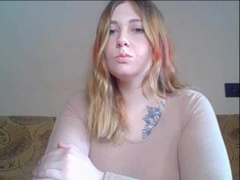 Aria_bb webcam model stream image