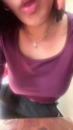 Irismorenaaa webcam model stream image
