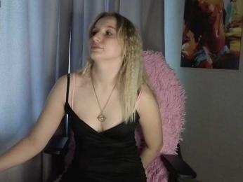 LillyFan-X webcam model stream image