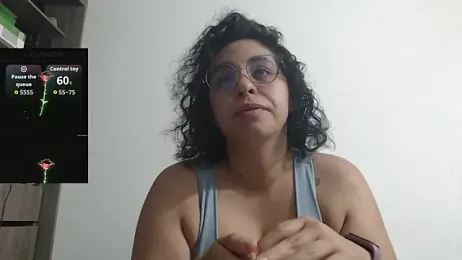 Anne_purple webcam model stream image