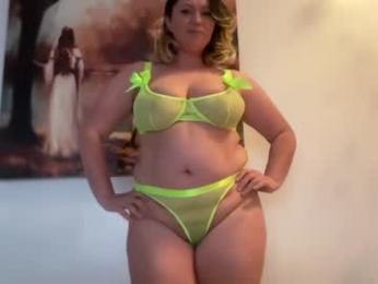 kiradivine webcam chaturbate model stream image