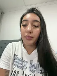 Hannahoff webcam stripchat model stream image