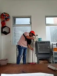 Yerackhip webcam model stream image