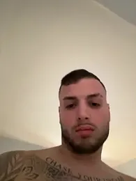 Roosen_1998 webcam model stream image