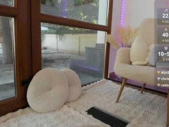 Ilariea-Girl webcam model stream image