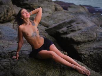 IskrinaCold webcam livejasmin model stream image