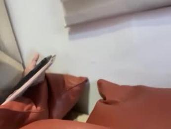 leiah_goddessx webcam model stream image