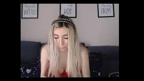 BarbieBlondieGirl webcam model stream image
