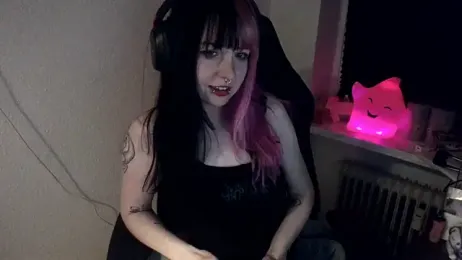 CutieTracer webcam model stream image