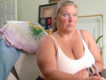 curiouscouple3143 webcam model stream image