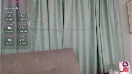 YuliethPetite webcam model stream image