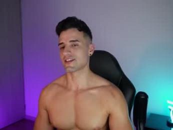 krops_ webcam model stream image